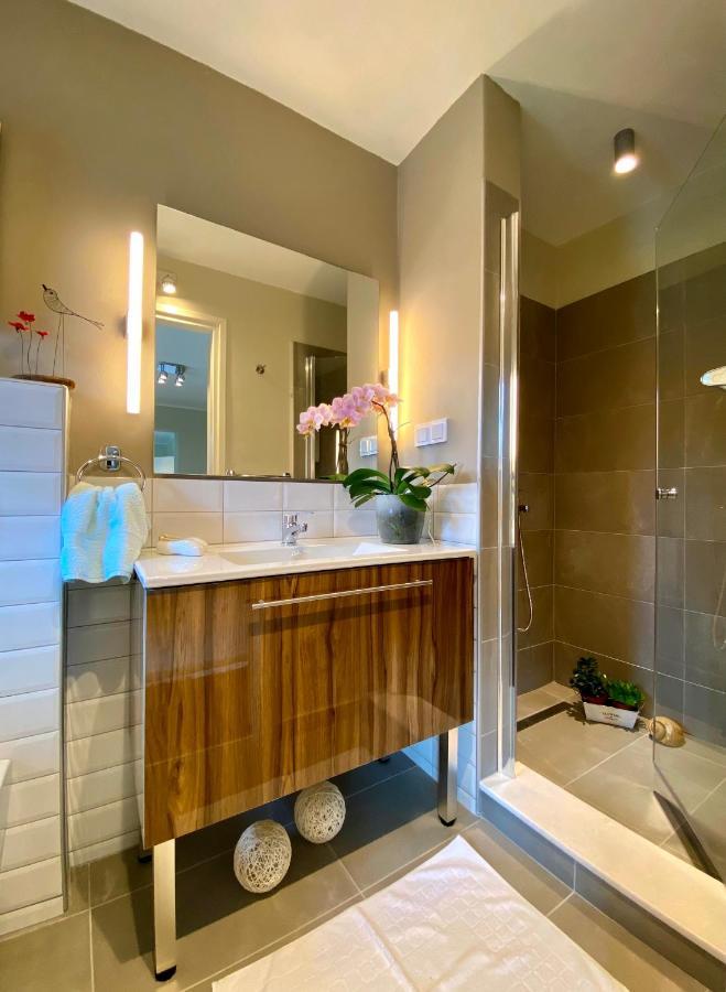 Paneon Apartments Nea Iraklitsa Εξωτερικό φωτογραφία